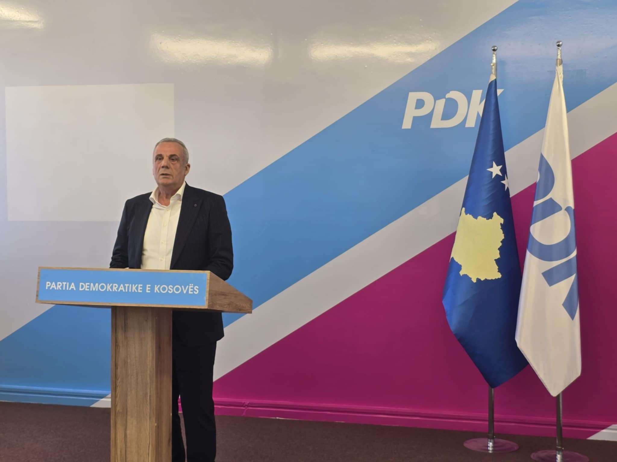 Ismajli, PDK: Skandal milionësh në Ministrinë e Bujqësisë, Peci dha me qira impiantin e mbetjeve shtazore pa ankand publik