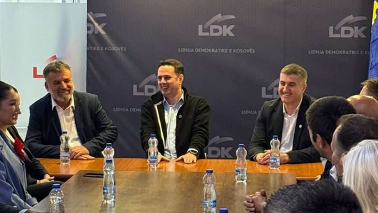 Blerim Kuqi rikthehet në LDK, zyrtarizon mbështetjen për Ardian Shalën në garën për kryetar të Suharekës