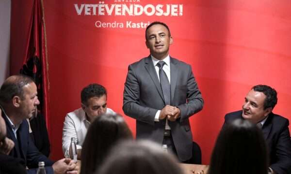 Vetëvendosje cakton deputetin Halil Thaçi kandidat për kryetar të Obiliqit