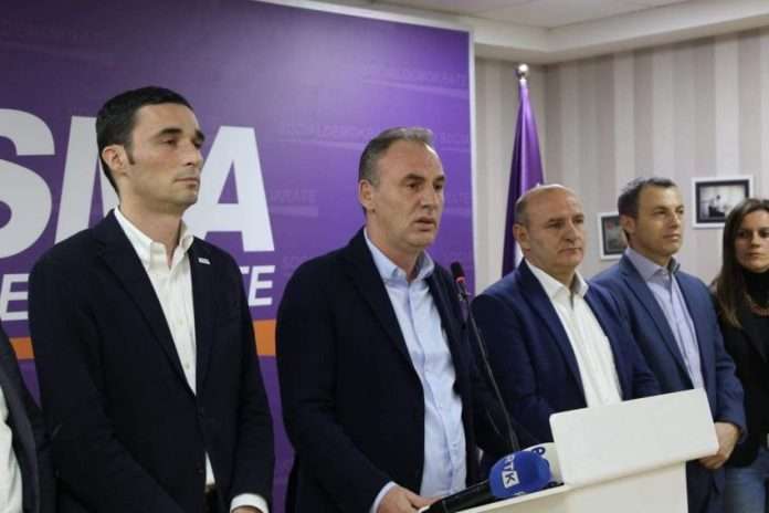 Nisma i ndanë rrugët me AAK-në edhe në zgjedhjet lokale, merr guxim të garojë e vetme