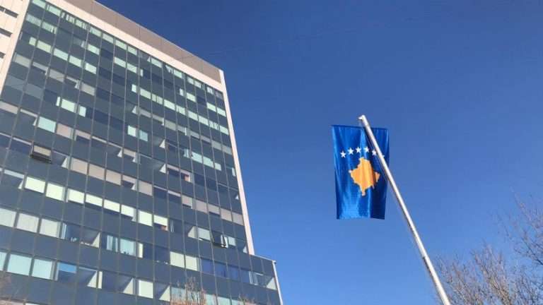 Ambasada e Kosovës në Izrael: Respektoni udhëzimet e sigurisë dhe qëndroni të informuar