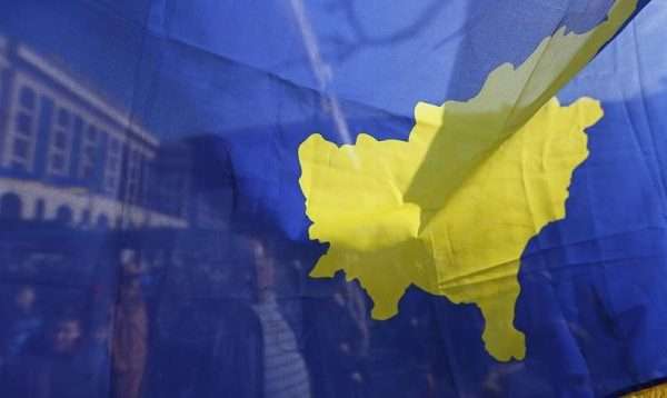 Sot 18 vite më parë u shpall konkursi për flamurin e Kosovës