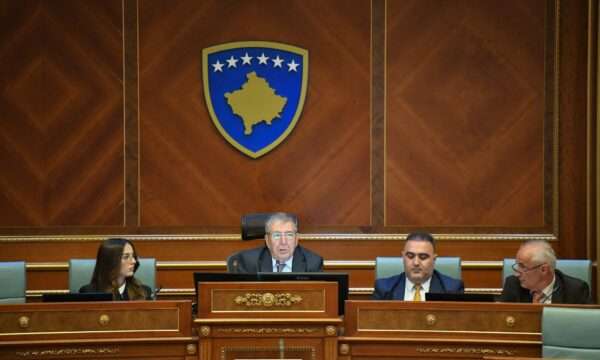 Deputetët mblidhen edhe sot, për të 26-të herë përpiqen ta konstituojnë Kuvendin