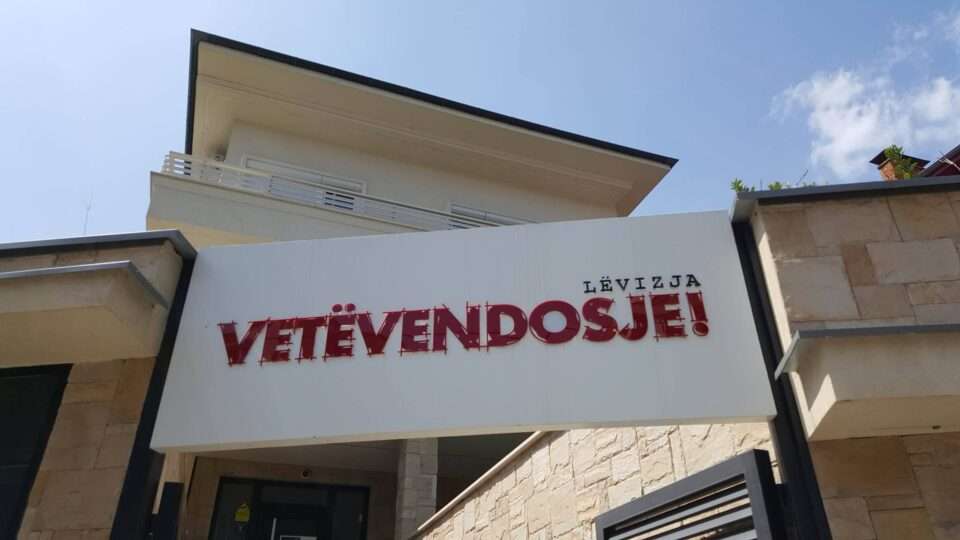Të gjithë paskan të drejt, edhe Vetëvendosje thotë se aktgjykimini Kushtetueses u jep të drejt atyre