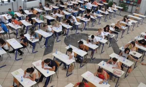 Nesër Testi i Arritshmërisë, MASHT paralajmëron masa ndaj kopjimeve
