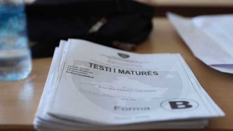 Nga sot nis aplikimi për Provimin e Maturës Shtetërore, testi do të përshijë katër lëndë me gjithsej 100 pyetje