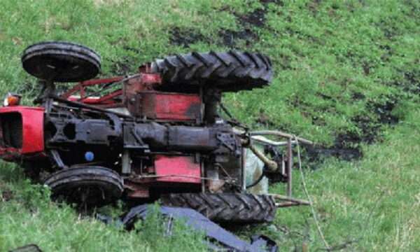 Tragjedi në Shtime vdes  një 45 vjeçar pasi u rrokullis me traktor